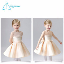 Champagne Scoop Sashes Bow Robes en satin Flower Girl de haute qualité